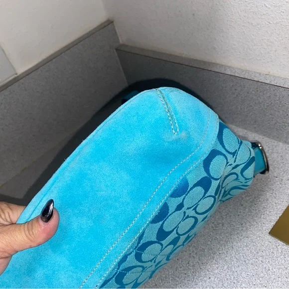 Coach Vintage Signature Slim Duffel Shoulder/Crossbody Bag EUC - Picture 9 of 16